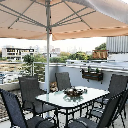 Port View Apartment *